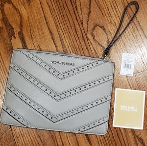 Michael kors clutch